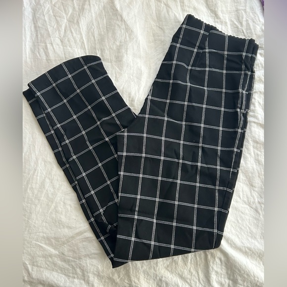 Pull-On Ankle Dress Pants - Picture 2 of 5